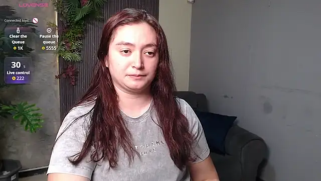 Snapshot of Anaa_Rose chatting on 07/14/26, 06:35 Anaa Rose online show from 07/14/26, 06:35