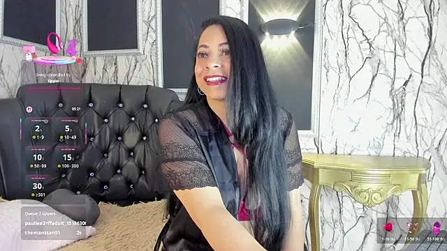 adelinemoretti online show from 11/12/25, 07:13