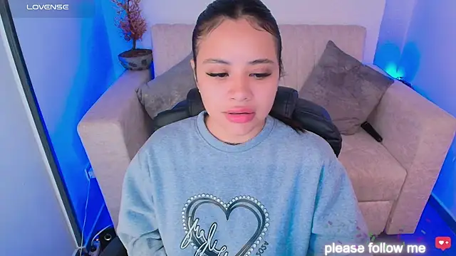 nicemiiaa7  online show from 02/14/26, 03:03