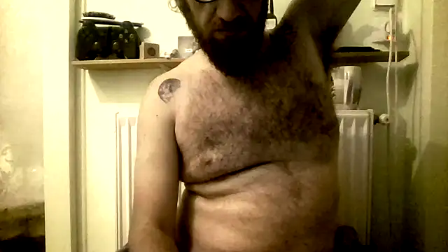 Snapshot of WyattRush chatting on 04/21/26, 08:55 WyattRush online show from 04/21/26, 08:55