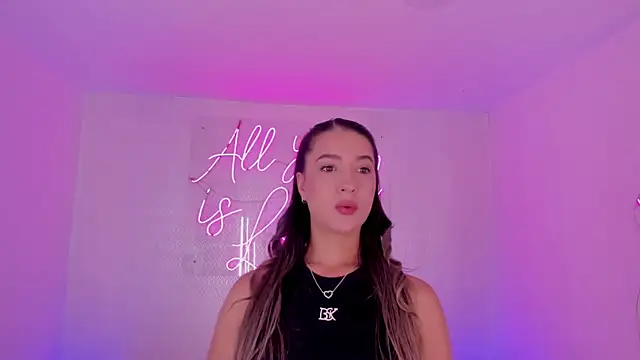 aleksandramiller  online show from 05/09/26, 12:54