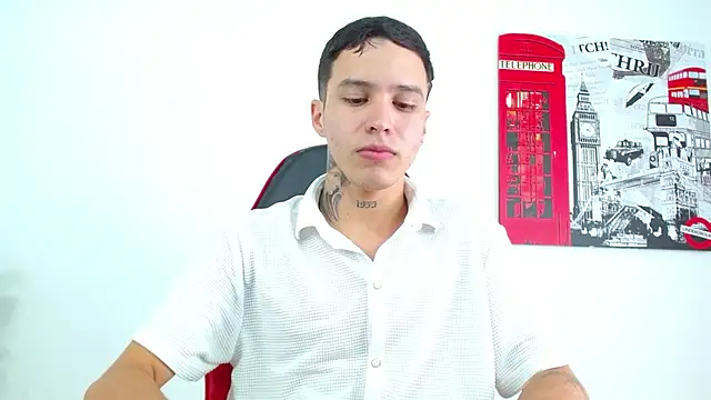 Cumandres18 online show from 02/05/26, 03:16