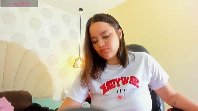 GIANAMILLER6 online show from 02/10/26, 12:09