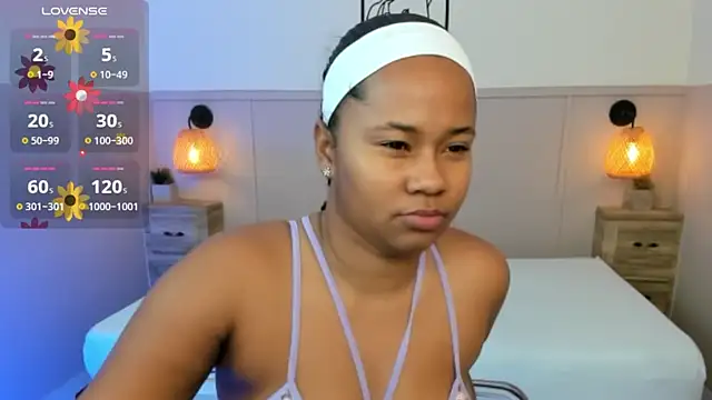 AuroraSky8 online show from 09/19/25, 11:55