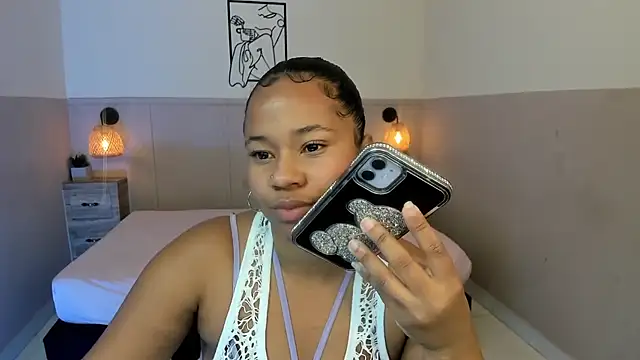 AuroraSky8 online show from 10/17/25, 12:08