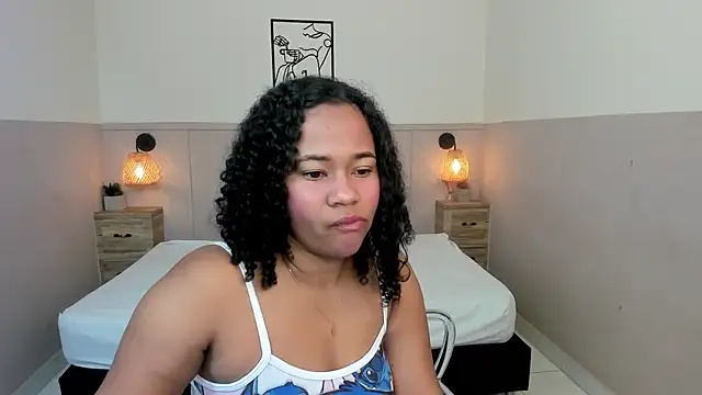 AuroraSky8 online show from 10/24/25, 01:07