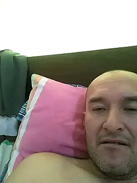 Snapshot of Josephfas chatting on 09/18/25, 07:49 Josephfas online show from 09/18/25, 07:49