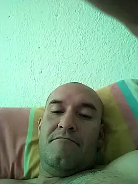 Snapshot of Josephfas chatting on 09/30/25, 07:41 Josephfas online show from 09/30/25, 07:41