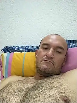 Snapshot of Josephfas chatting on 10/22/25, 05:41 Josephfas online show from 10/22/25, 05:41