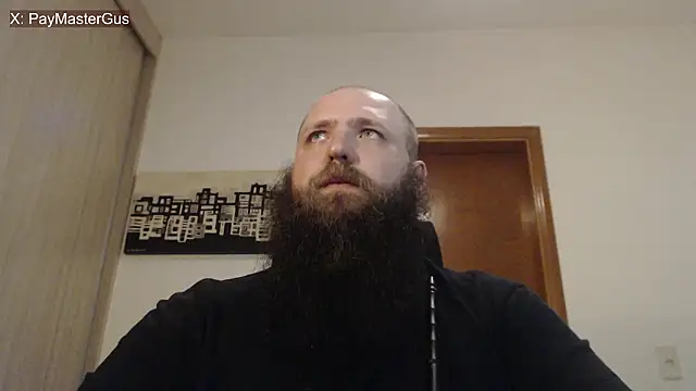 Snapshot of PayMasterGus chatting on 03/18/26, 01:42 PayMasterGus online show from 03/18/26, 01:42