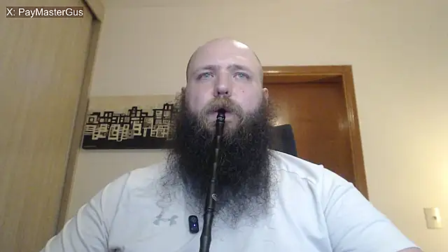 Snapshot of PayMasterGus chatting on 03/25/26, 11:22 PayMasterGus online show from 03/25/26, 11:22