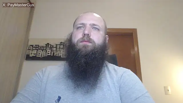 Snapshot of PayMasterGus chatting on 04/16/26, 03:29 PayMasterGus online show from 04/16/26, 03:29