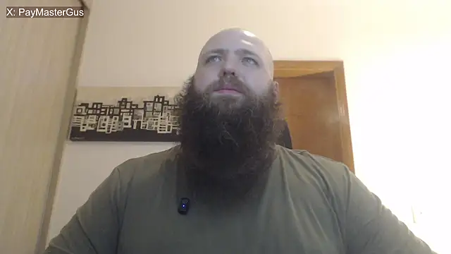 Snapshot of PayMasterGus chatting on 04/19/26, 11:40 PayMasterGus online show from 04/19/26, 11:40