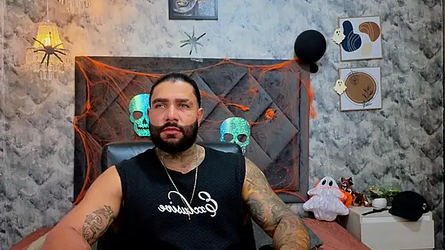 Snapshot of Apolo_rousse1 chatting on 10/25/25, 09:09 Apolo rousse1 online show from 10/25/25, 09:09