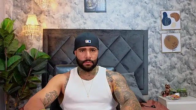 Snapshot of Apolo_rousse1 chatting on 11/11/25, 09:15 Apolo rousse1 online show from 11/11/25, 09:15