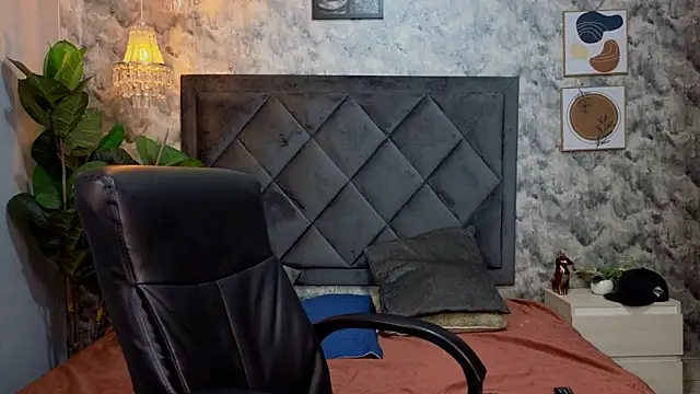 Snapshot of Apolo_rousse1 chatting on 11/14/25, 09:24 Apolo rousse1 online show from 11/14/25, 09:24