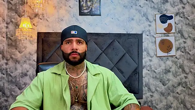 Snapshot of Apolo_rousse1 chatting on 11/22/25, 09:36 Apolo rousse1 online show from 11/22/25, 09:36