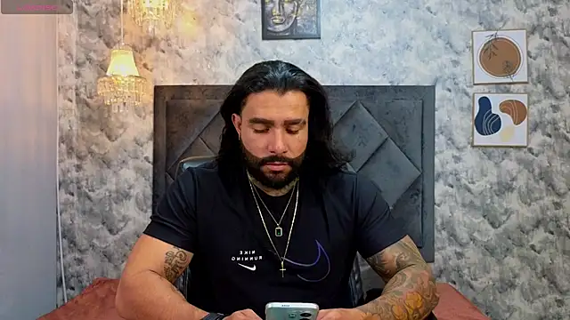 Snapshot of Apolo_rousse1 chatting on 11/27/25, 08:55 Apolo rousse1 online show from 11/27/25, 08:55