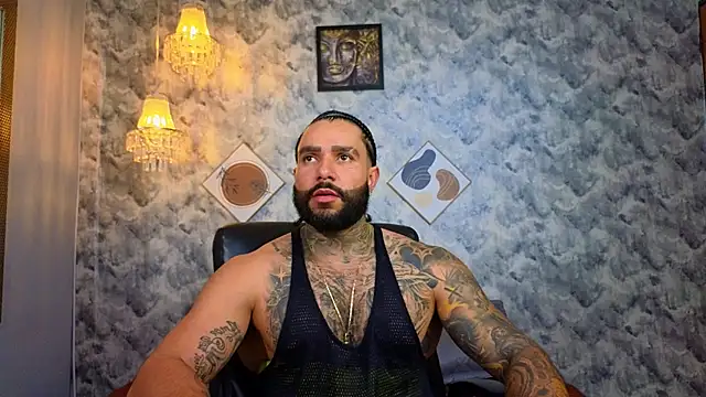 Snapshot of Apolo_rousse1 chatting on 12/13/25, 09:53 Apolo rousse1 online show from 12/13/25, 09:53