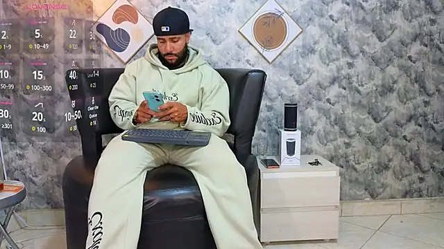 Apolo rousse1 online show from 02/02/26, 09:57