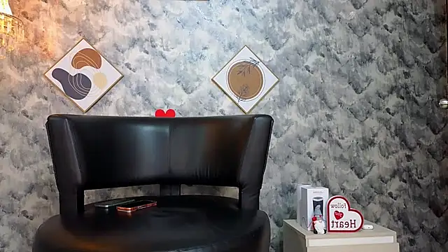 Apolo rousse1 online show from 02/23/26, 09:34