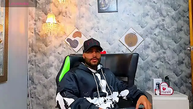 Apolo rousse1 online show from 02/28/26, 11:17