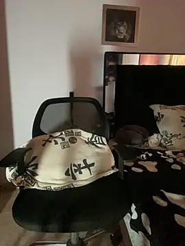 Snapshot of mason_fit chatting on 10/11/25, 06:39 mason fit online show from 10/11/25, 06:39