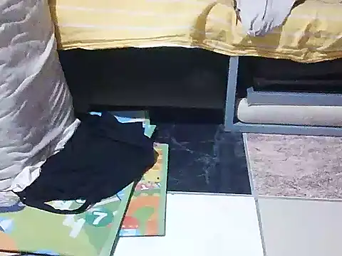 Snapshot of Mayumie05 chatting on 09/10/25, 08:14 Mayumie05 online show from 09/10/25, 08:14