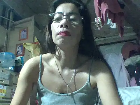 Snapshot of Mayumie05 chatting on 09/25/25, 10:46 Mayumie05 online show from 09/25/25, 10:46