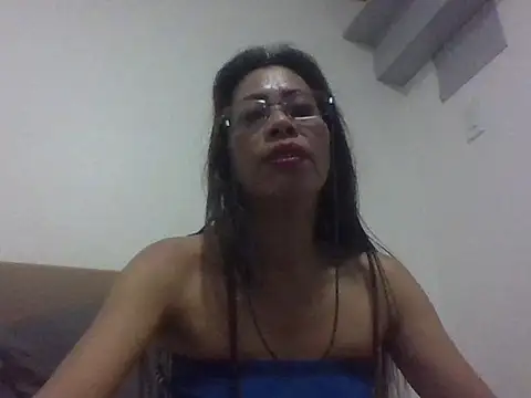 Snapshot of Mayumie05 chatting on 05/07/26, 09:36 Mayumie05 online show from 05/07/26, 09:36
