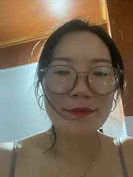 Snapshot of tttan1 chatting on 08/04/26, 01:25 tttan1 online show from 08/04/26, 01:25