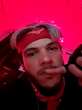 Snapshot of _Das98_ chatting on 04/15/26, 06:42 Das98 online show from 04/15/26, 06:42