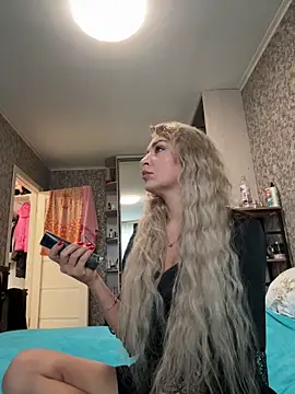 Snapshot of eva_sexxx chatting on 12/02/25, 04:51 eva sexxx online show from 12/02/25, 04:51