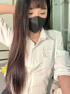 Snapshot of Dior_baby chatting on 11/05/25, 04:12 Dior baby online show from 11/05/25, 04:12