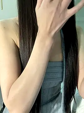 Snapshot of Dior_baby chatting on 11/22/25, 05:06 Dior baby online show from 11/22/25, 05:06