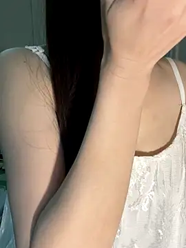 Snapshot of Dior_baby chatting on 12/04/25, 12:53 Dior baby online show from 12/04/25, 12:53