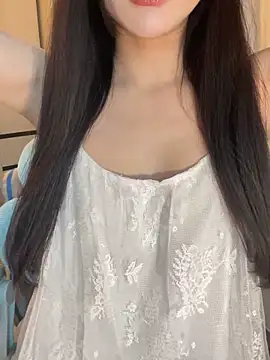 Snapshot of Dior_baby chatting on 02/27/26, 02:33 Dior baby online show from 02/27/26, 02:33