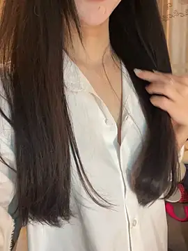 Snapshot of Dior_baby chatting on 03/26/26, 04:18 Dior baby online show from 03/26/26, 04:18