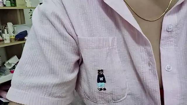 Snapshot of MichiLovely chatting on 10/01/25, 06:19 MichiLovely online show from 10/01/25, 06:19