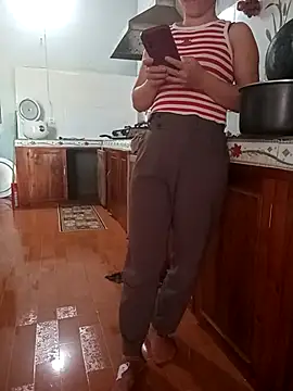 Sweet-Berry89 online show from 10/21/25, 03:29