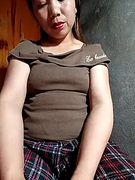 Snapshot of nga14 chatting on 04/21/26, 12:55 nga14 online show from 04/21/26, 12:55