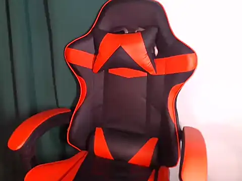 Snapshot of xcherry_babex chatting on 11/24/25, 04:45 xcherry babex online show from 11/24/25, 04:45