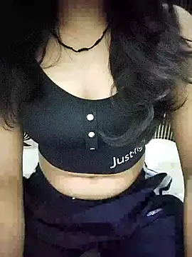 Snapshot of Nikita-Singh88 chatting on 10/17/25, 03:36 Nikita-Singh88 online show from 10/17/25, 03:36