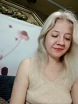 HeronDenni online show from 12/19/25, 01:01