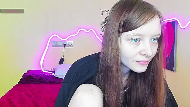 AliceHaris online show from 09/19/25, 01:07