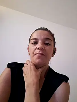 alinaalinutzq online show from 09/10/25, 02:28