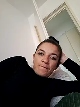 alinaalinutzq online show from 09/11/25, 10:48