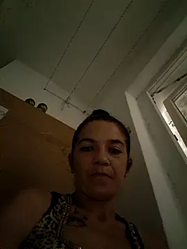 alinaalinutzq online show from 09/23/25, 06:00