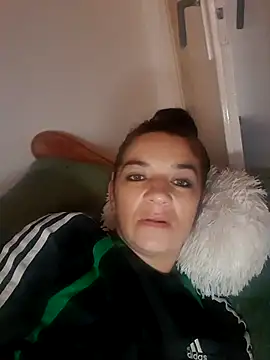 alinaalinutzq online show from 10/11/25, 02:37