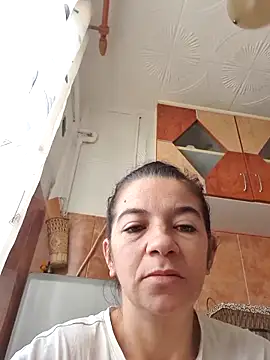 alinaalinutzq online show from 10/19/25, 08:48